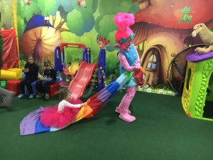 trolls-12